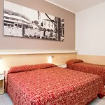 Aparthotel Marina 3*