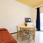 Marina 3*