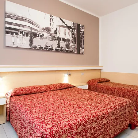 Aparthotel Marina 3*