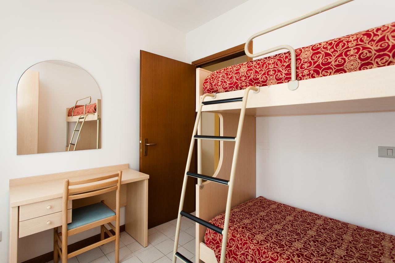 Aparthotel Marina 3*